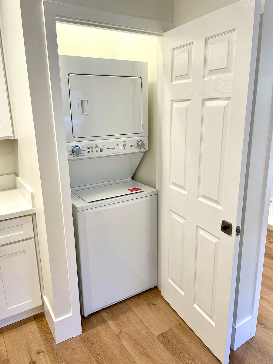 Furnished Finder property 1059132_1 photo 14