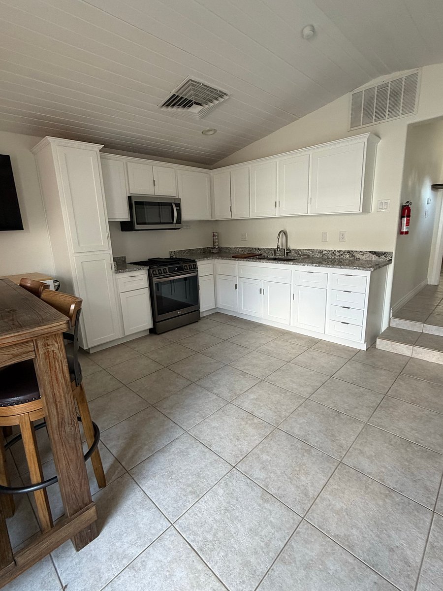 Furnished Finder property 1059261_1 photo 15