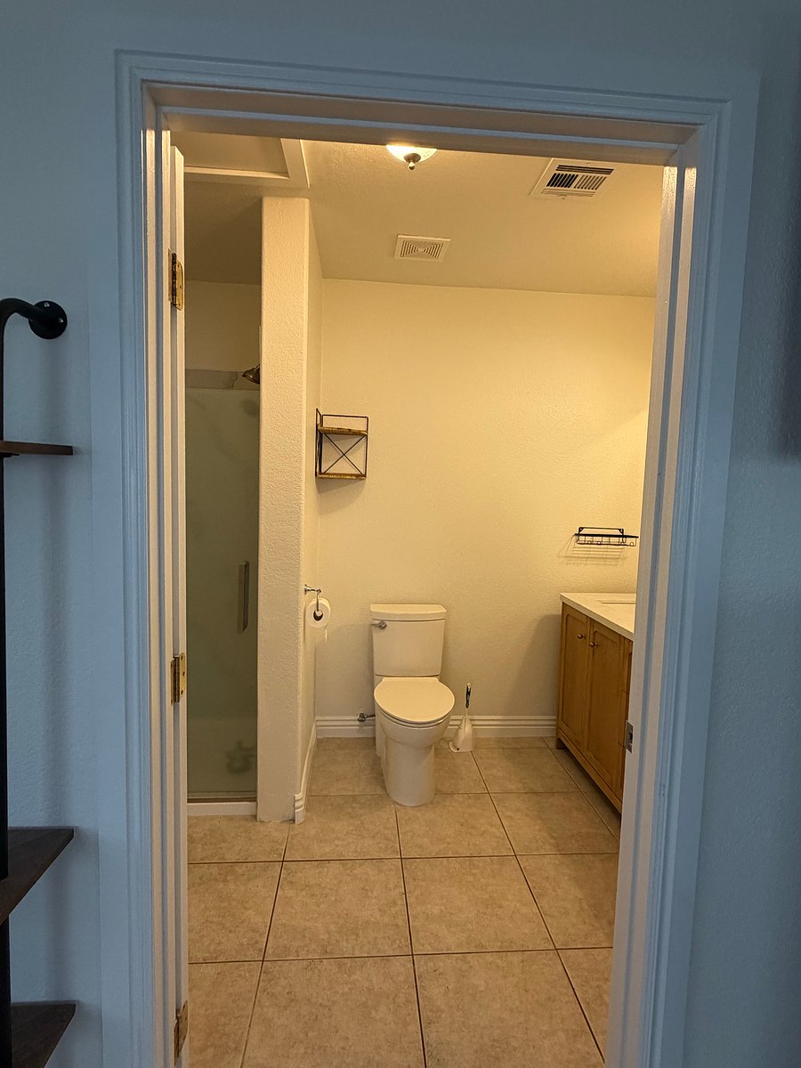 Furnished Finder property 1059261_1 photo 9