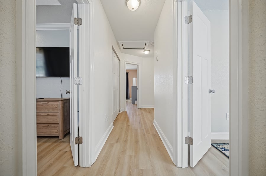 Furnished Finder property 1059322_1 photo 22