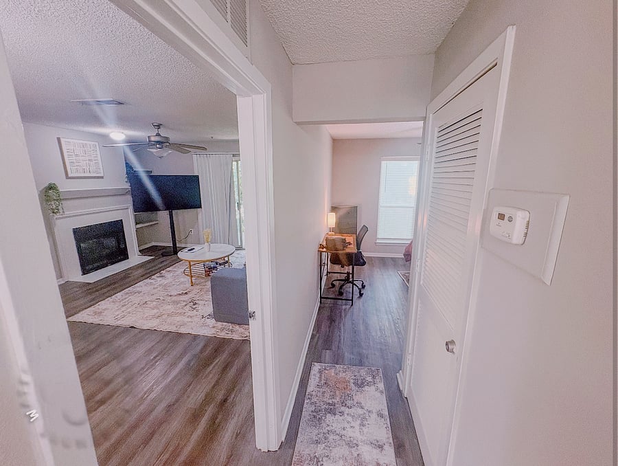 Furnished Finder property 1059340_1 photo 11