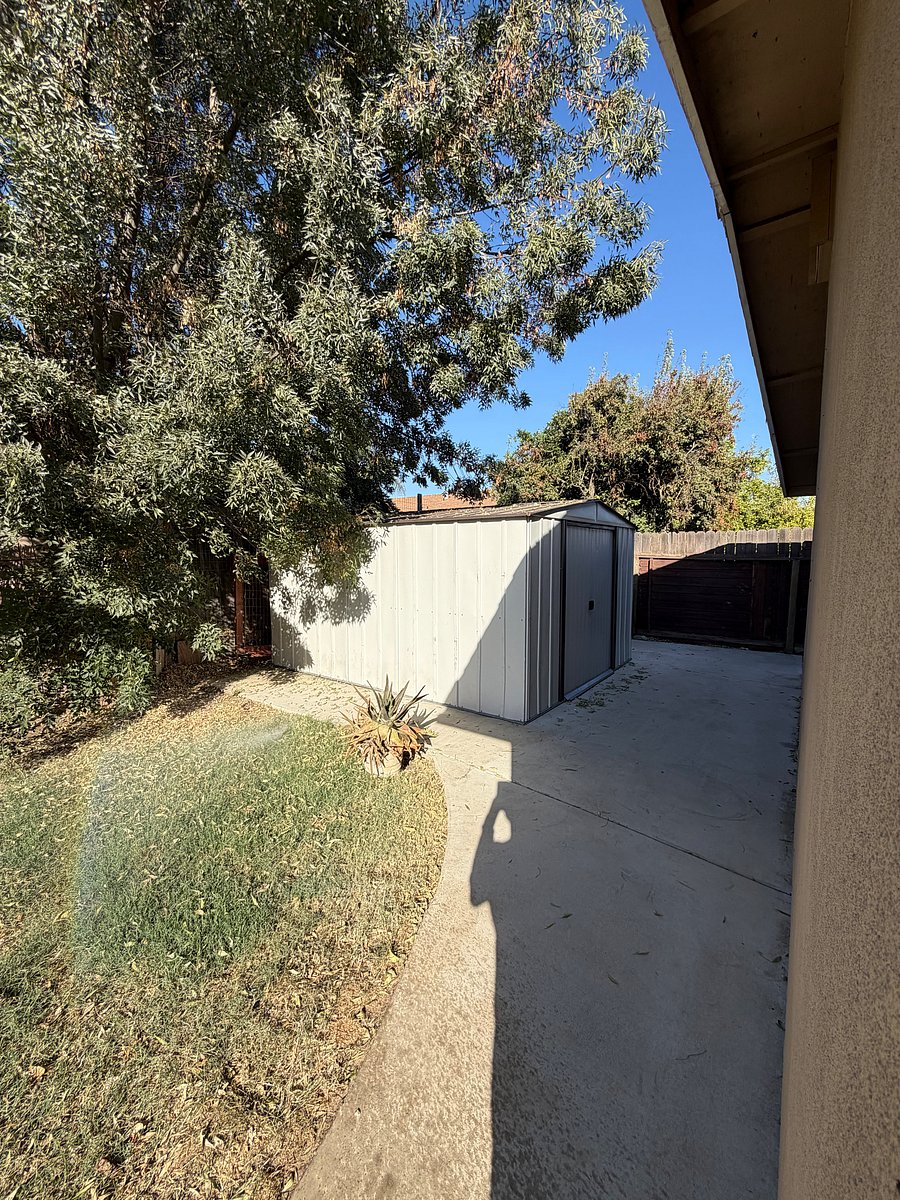 Furnished Finder property 1059394_1 photo 24