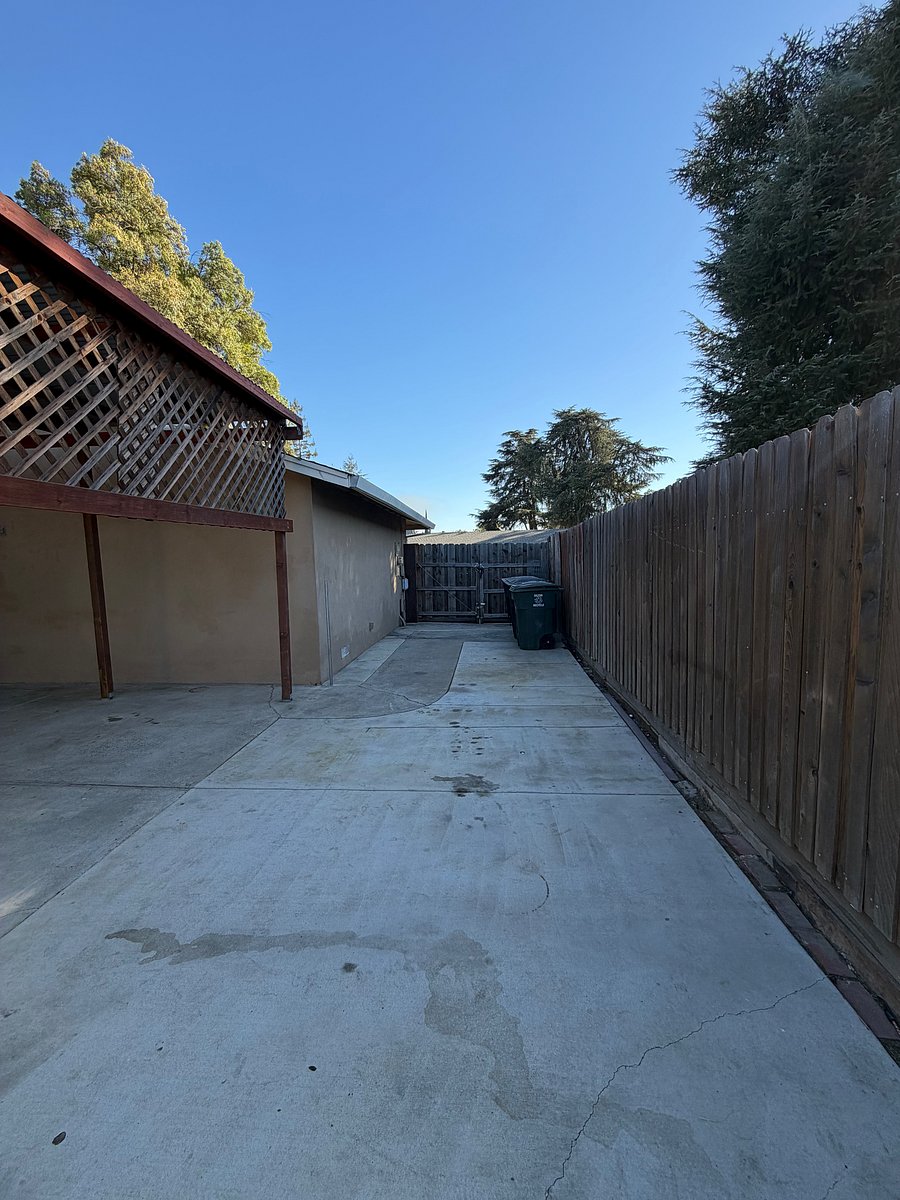 Furnished Finder property 1059394_1 photo 23