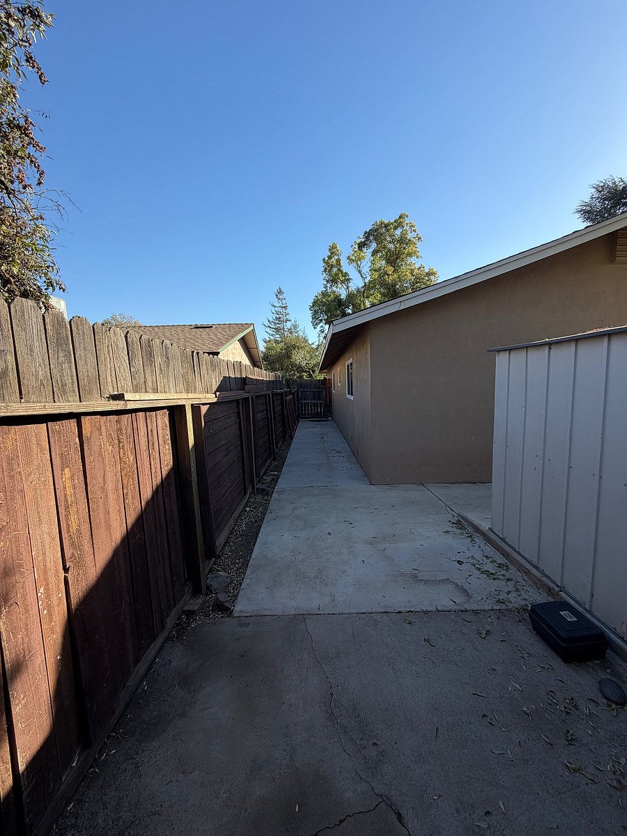 Furnished Finder property 1059394_1 photo 26