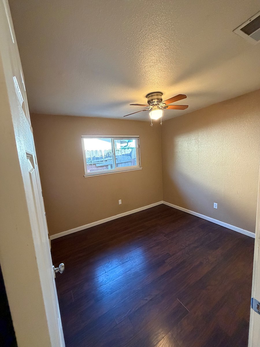 Furnished Finder property 1059394_1 photo 7