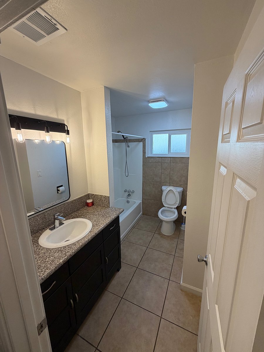 Furnished Finder property 1059394_1 photo 9