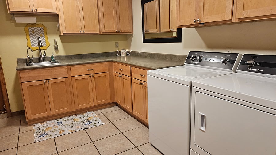 Furnished Finder property 1059696_1 photo 16
