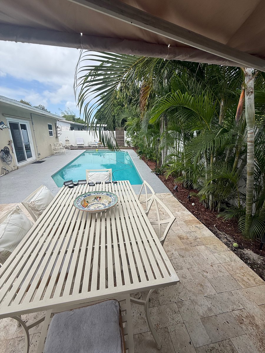Furnished Finder property 1059729_1 photo 32