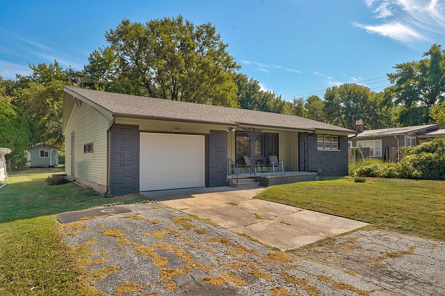 Furnished Finder property 1059768_1 photo 2