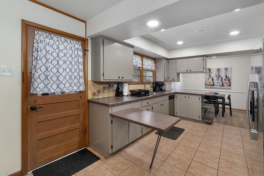 Furnished Finder property 1059768_1 photo 10