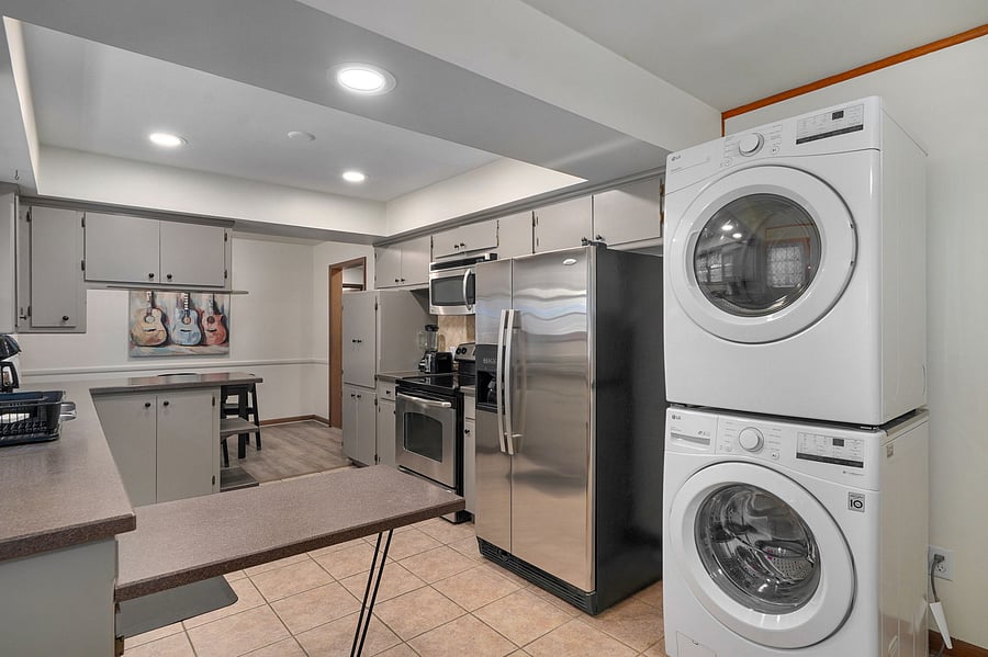 Furnished Finder property 1059768_1 photo 11
