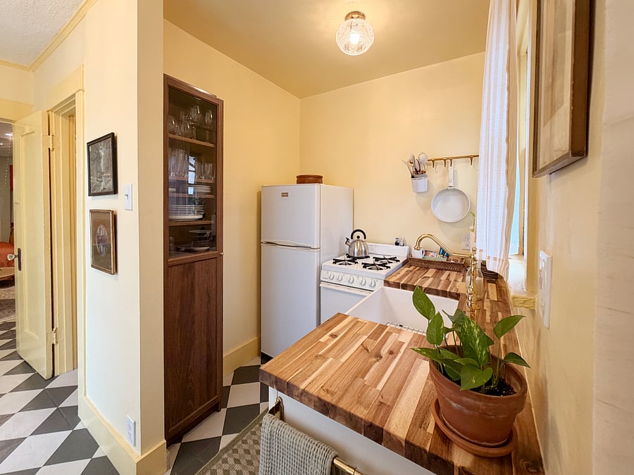 Furnished Finder property 1059859_1 photo 3