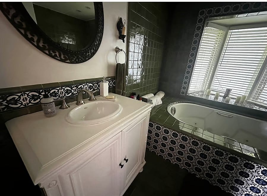 Furnished Finder property 1059966_1 photo 8