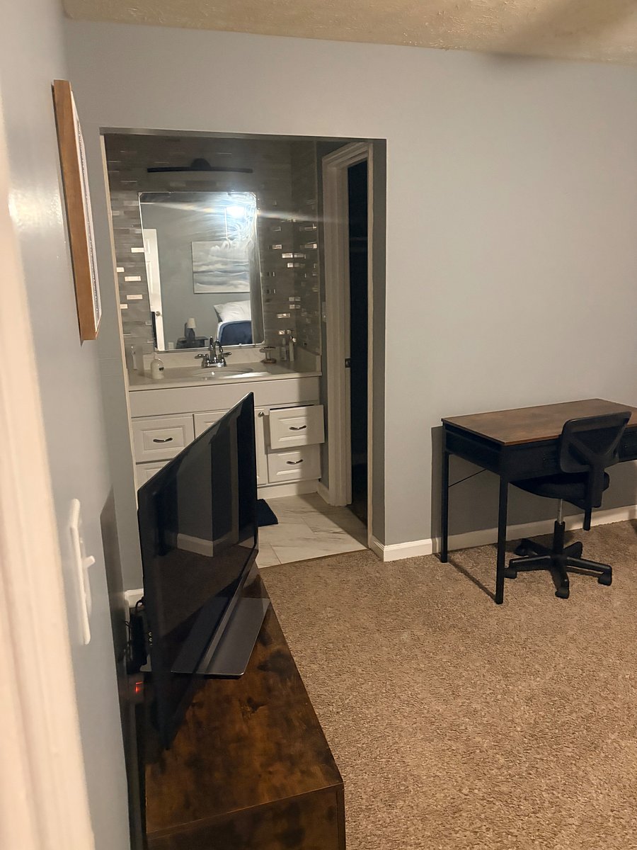 Furnished Finder property 1060001_1 photo 4