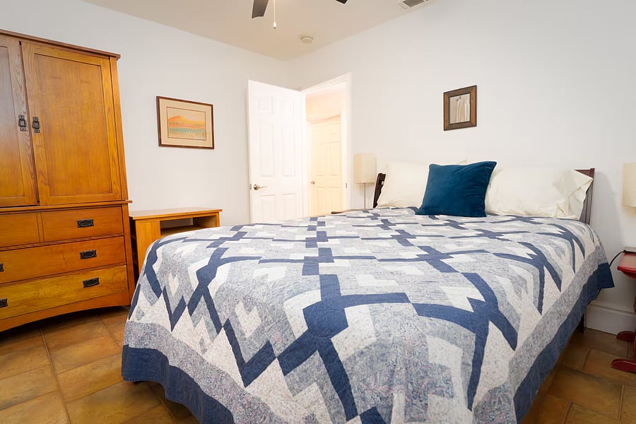 Furnished Finder property 1060760_1 photo 24
