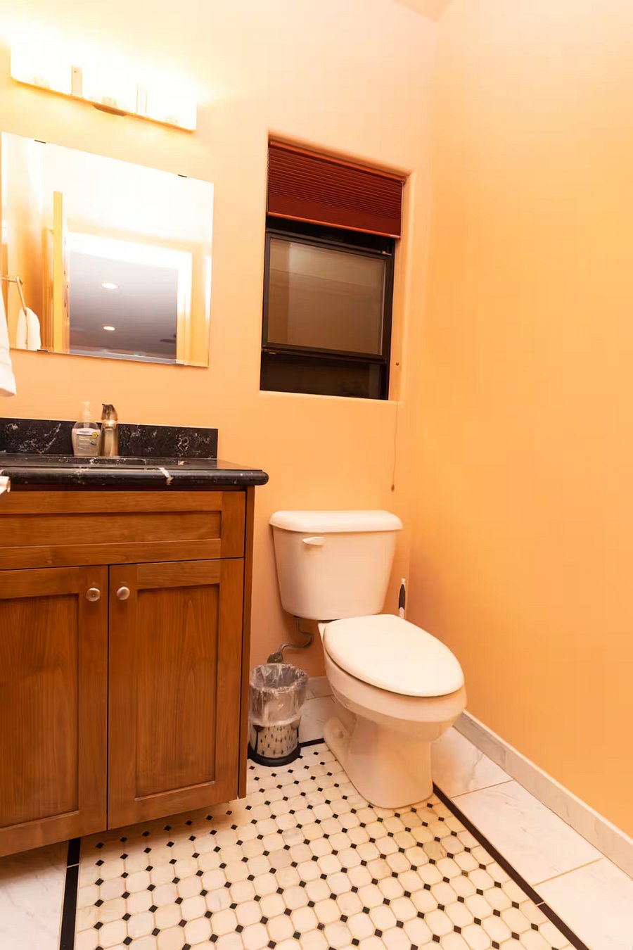 Furnished Finder property 1060760_1 photo 37