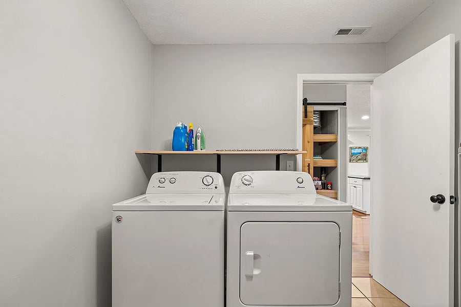 Furnished Finder property 1061453_1 photo 24