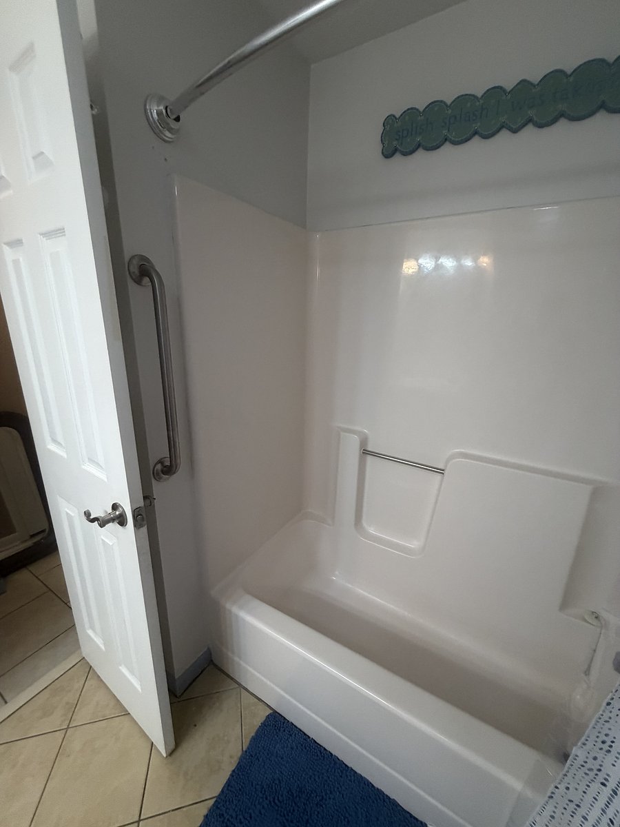 Furnished Finder property 1061875_1 photo 9