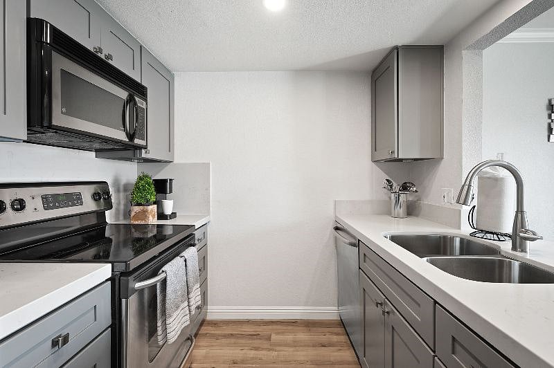 Furnished Finder property 128546_1 photo 10