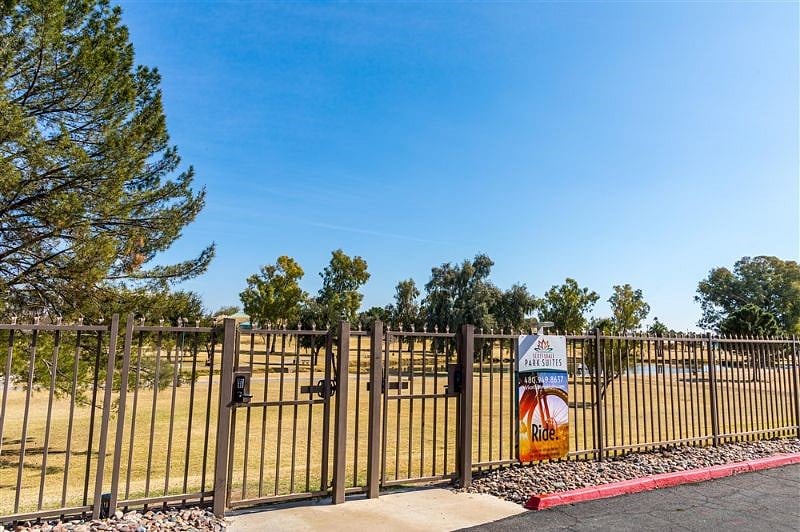 Furnished Finder property 178093_1 photo 16