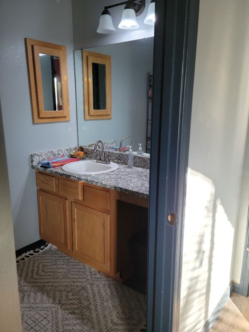 Master SUITE Private bath