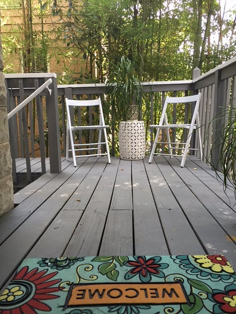 Lovely porch. 