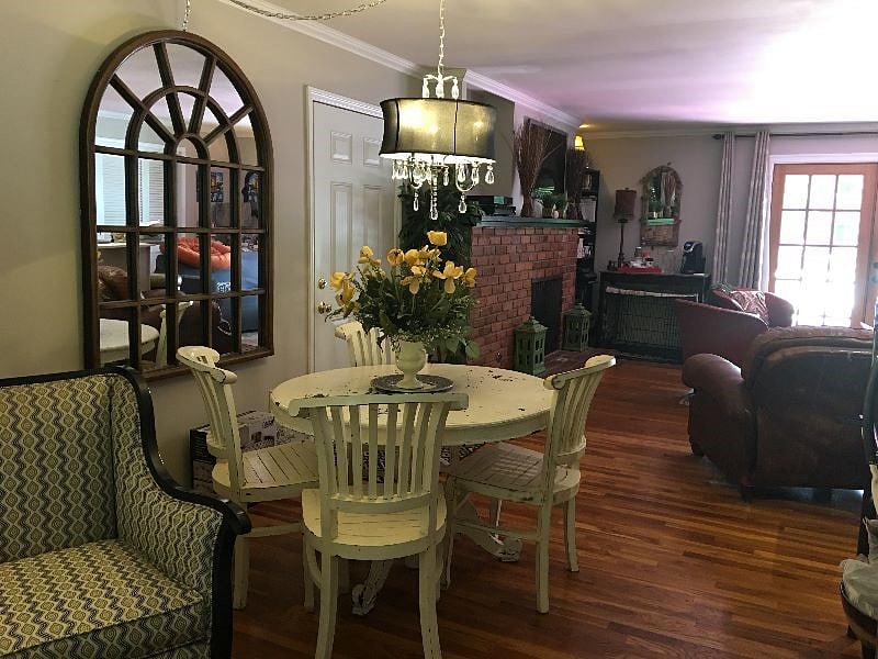 Dining Room view into Family Room
