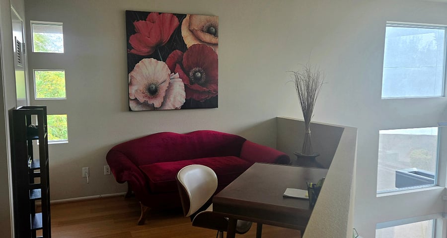Landing with desk & laundry room