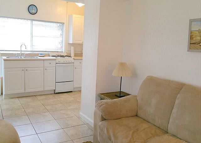 Furnished Finder property 187498_2 photo 11