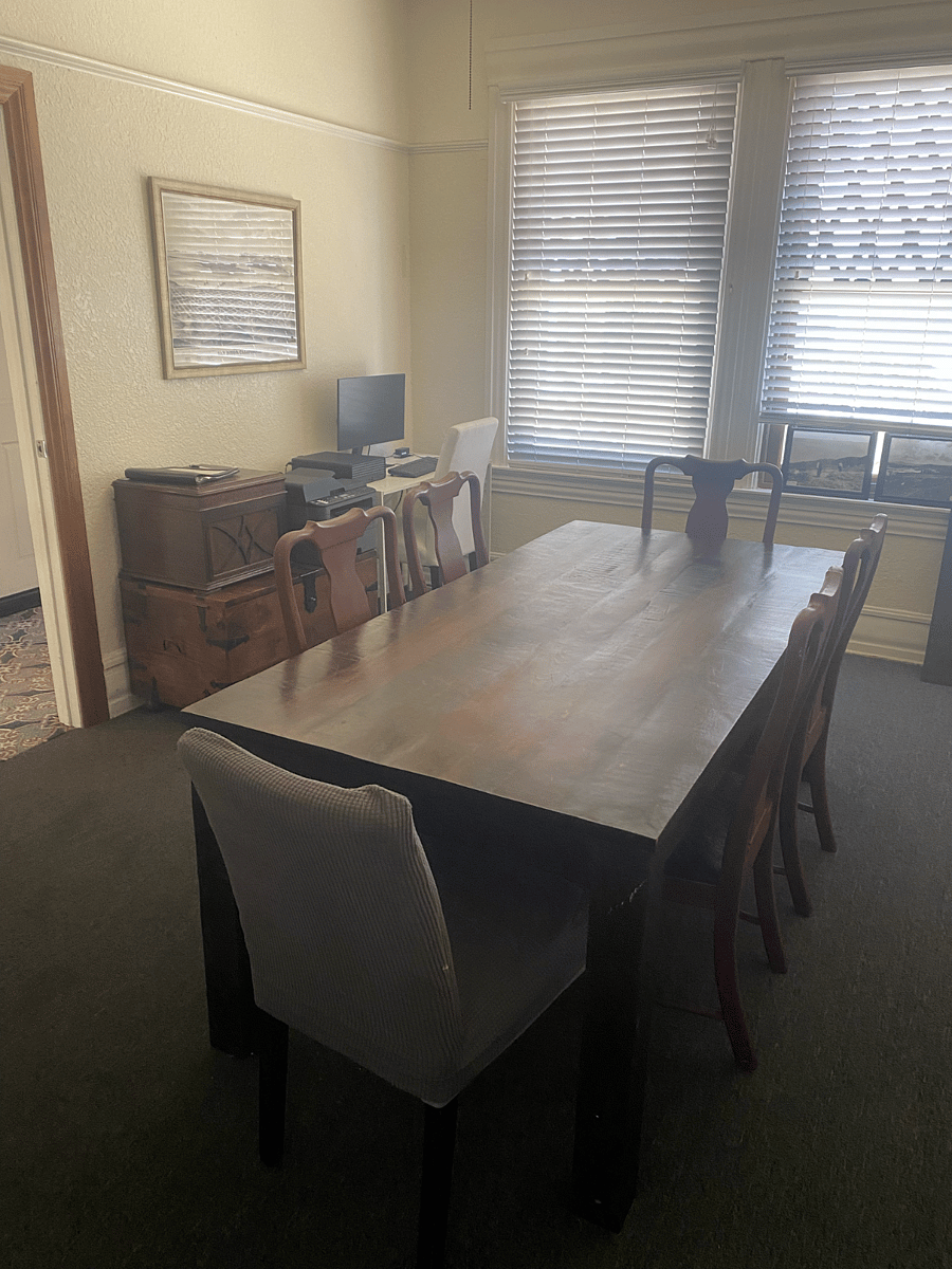 very large study/office adjacent to your unit. computer monitor, computer desk, large meeting/work desk as seen in photos. The study also has fresh filtered water. 