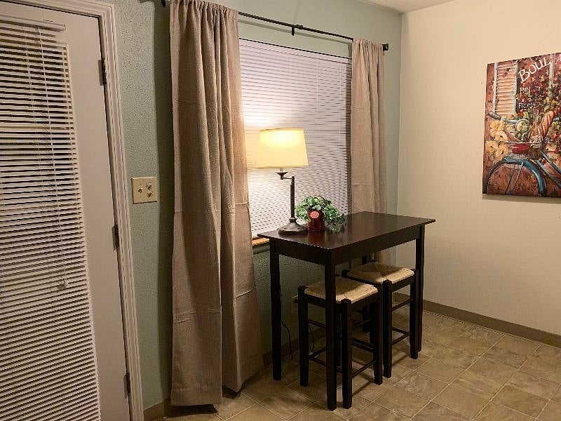 Furnished Finder property 187986_1 photo 3