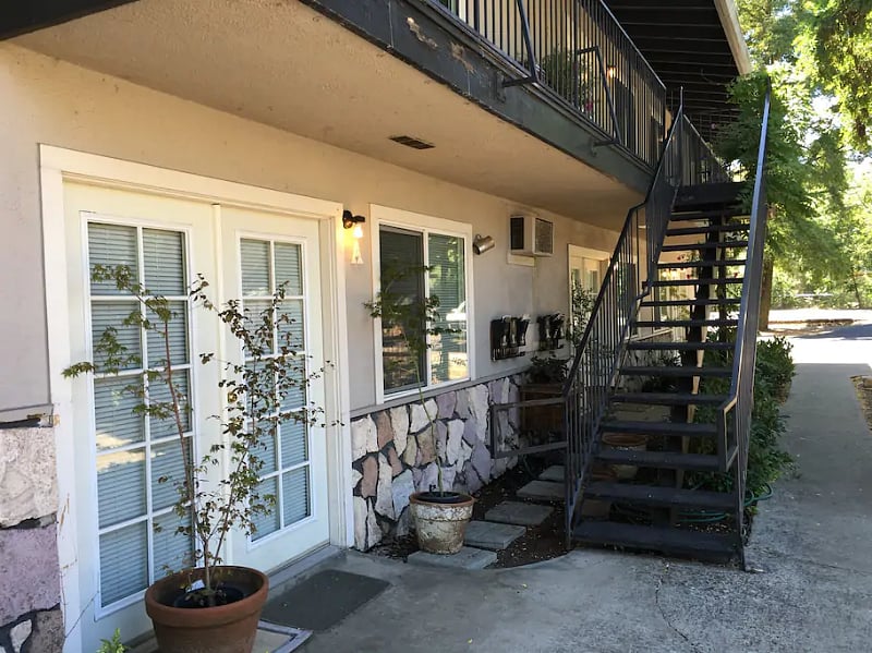 Furnished Finder property 187986_2 photo 6