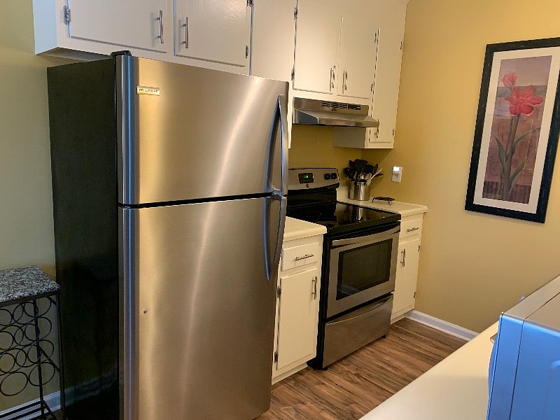 Fully stocked kitchen with all full sized appliances.