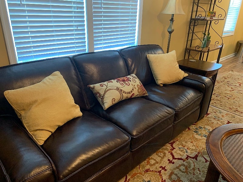 Come sit awhile!
