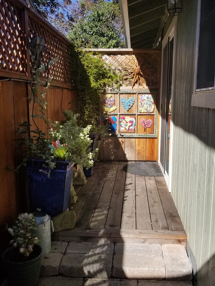 Private entry path