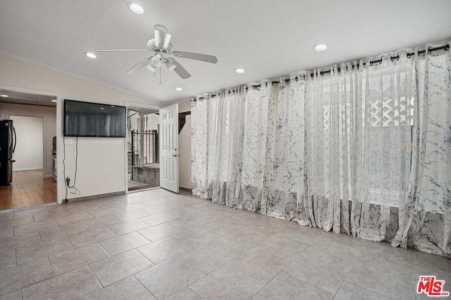Furnished Finder property 189058_4 photo 8