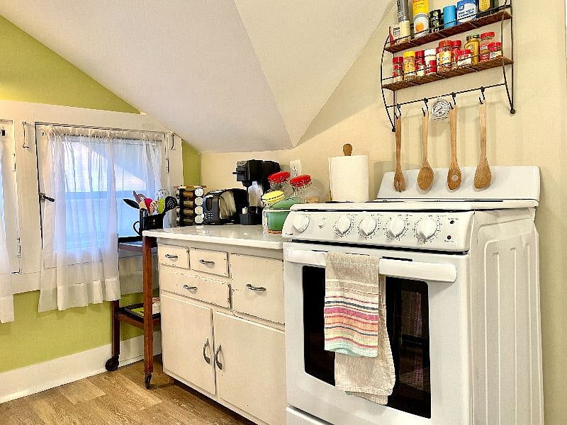 Furnished Finder property 189922_1 photo 8