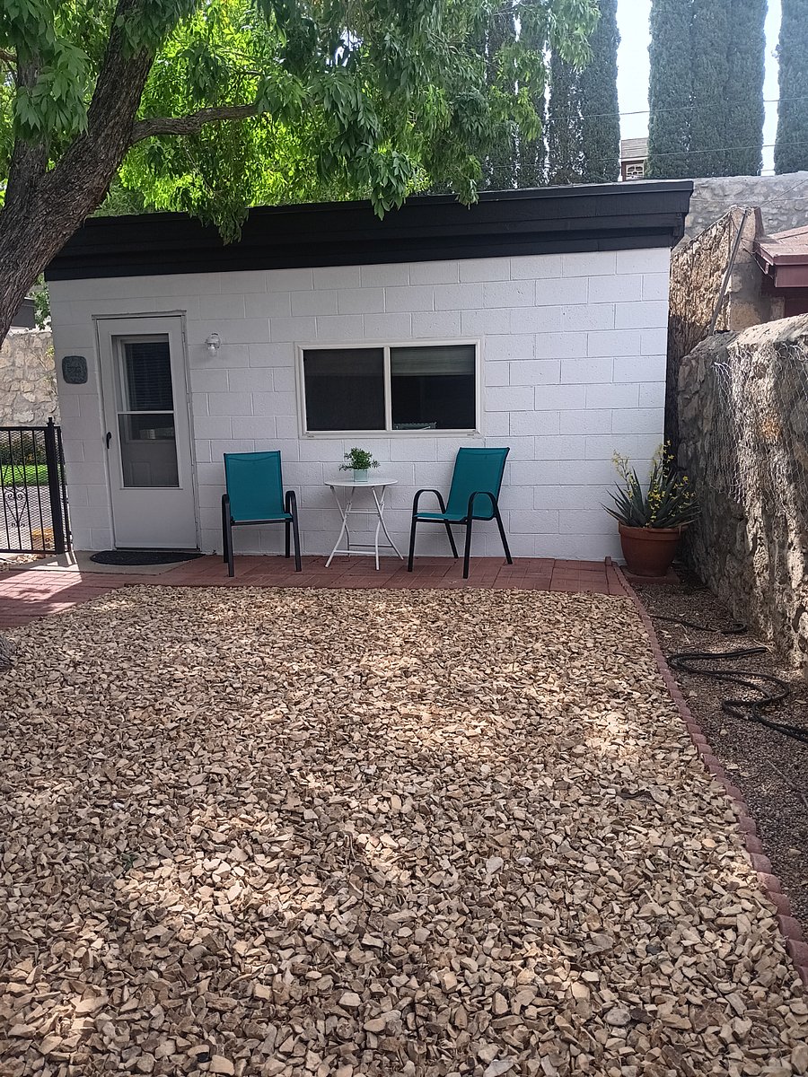 Private Courtyard