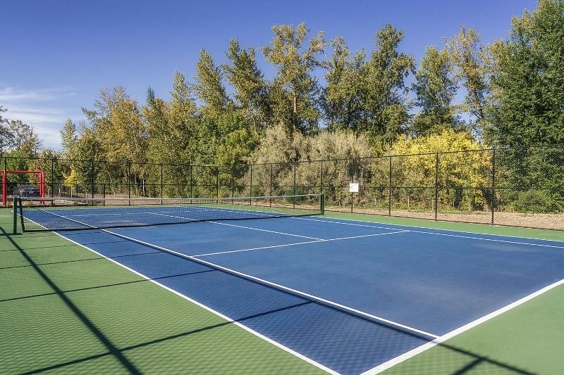 Tennis courts!!