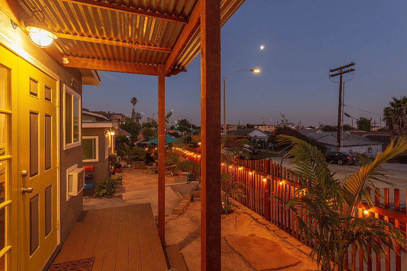 Private Front Yard