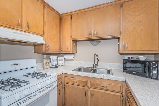 Furnished Finder property 191603_5 photo 6