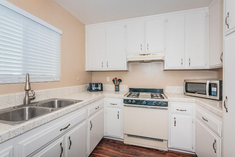 Furnished Finder property 191603_8 photo 5