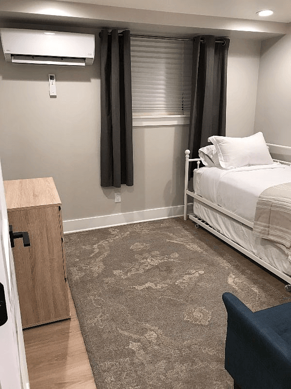 2nd bedroom with trundle twin bed
