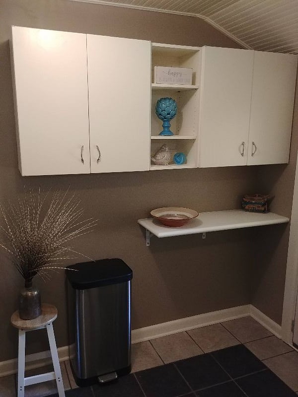 Entry with storage.