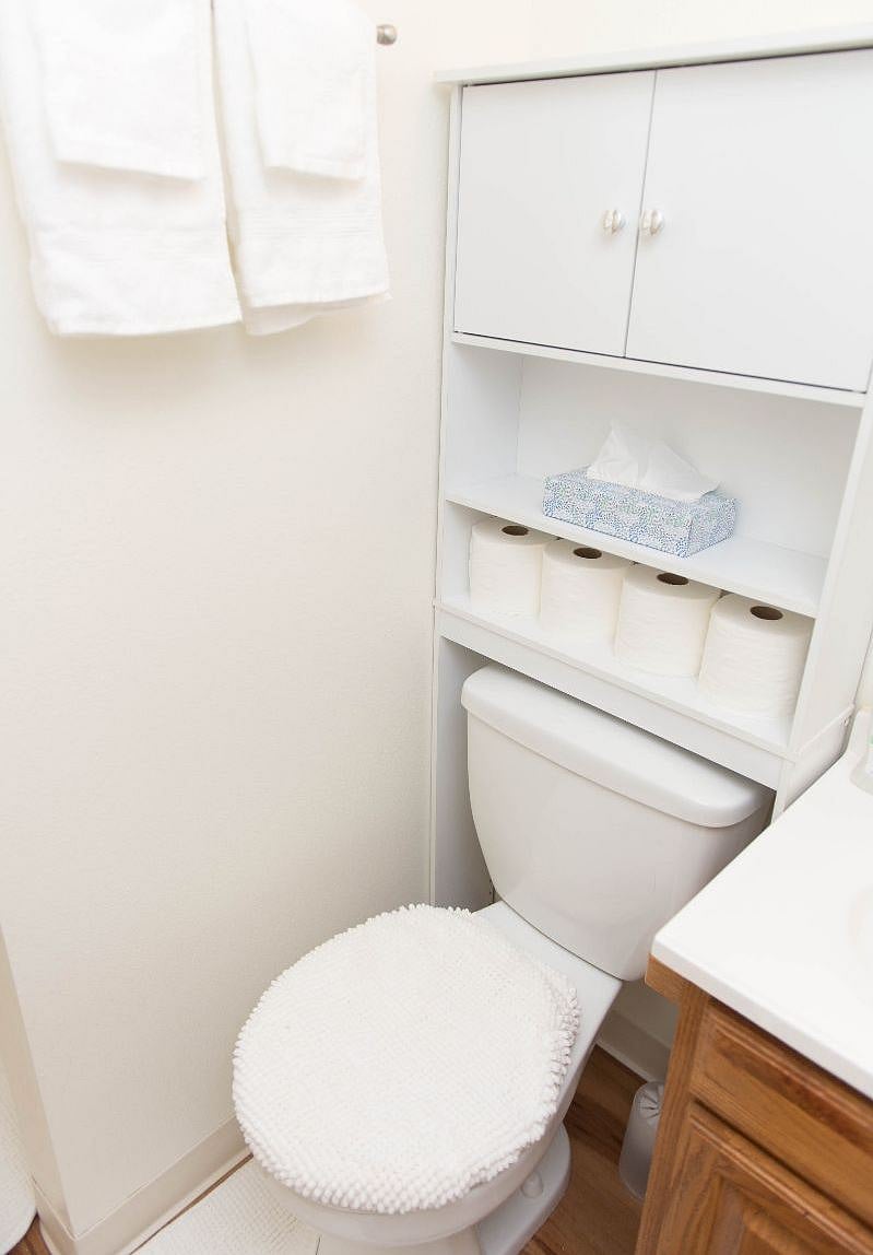 Small Bathroom 1