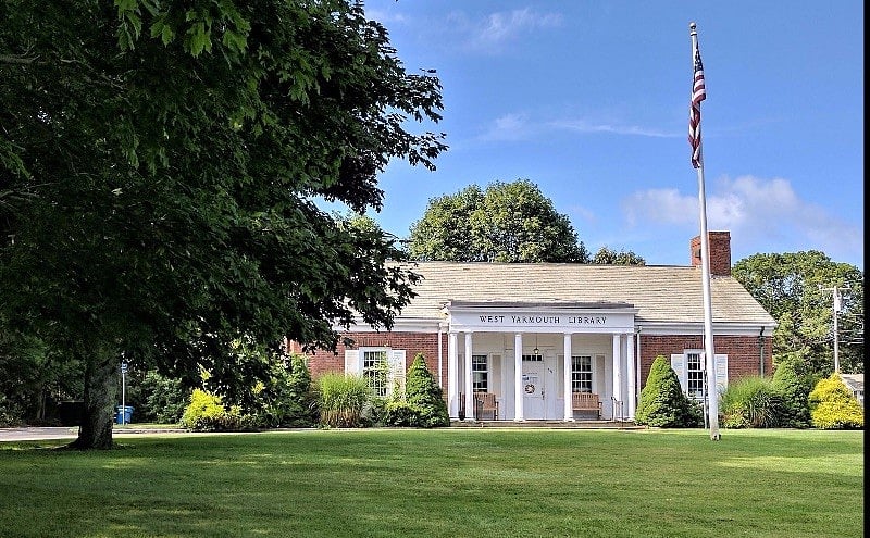 West Yarmouth Library