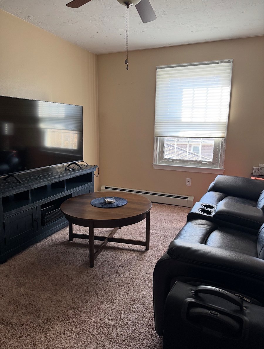 Tenant private livingroom