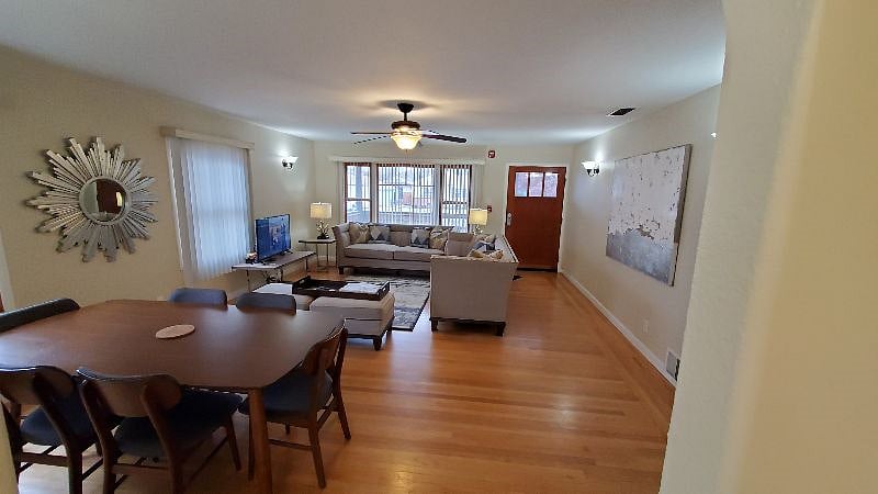 Modern Furnishings with plenty of adjustable lighting.