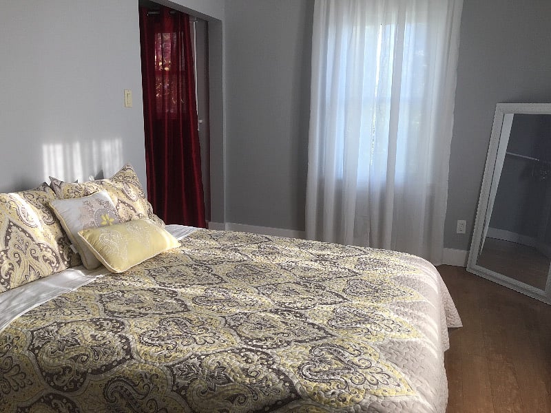 Bedroom #1 (Queen Bed)