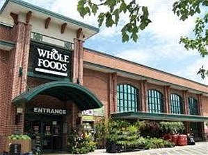 Less than 2 miles to Whole Foods Shopping Center featuring a variety of stores.  Walk to Ansley Mall located at end of the street with 2 grocery stores and variety of shops.  Trader Joe's and other businesses short stroll from home.